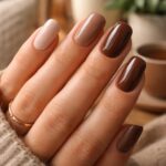 découvrez l'art des ongles en nuances de marron, alliant élégance et chaleur pour sublimer vos mains avec style et raffinement.