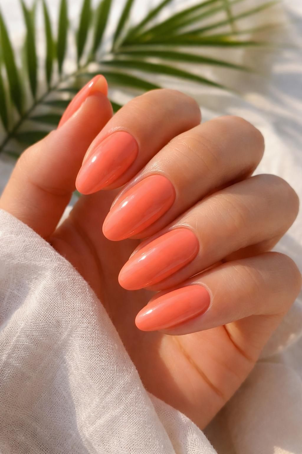 découvrez la tendance orange corail pour des ongles éclatants et frais. sublimez votre manucure avec une couleur vibrante qui apporte vitalité et élégance à vos mains.