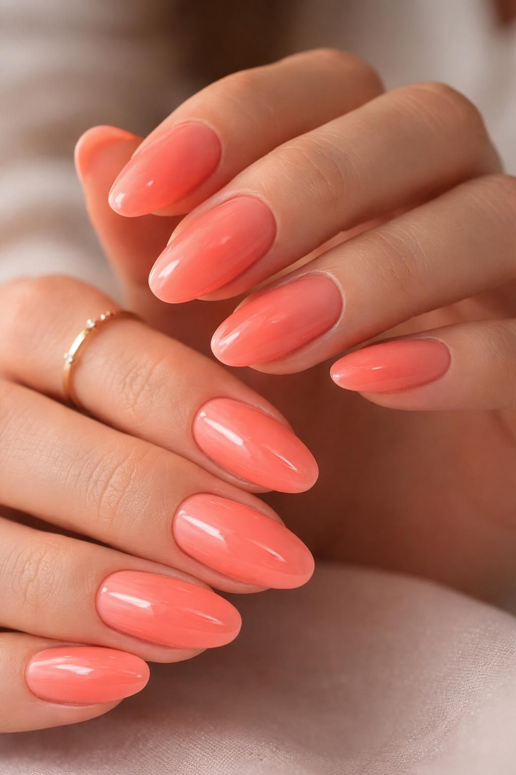 sublimez vos ongles avec notre gel au magnifique teint corail, pour une manucure éclatante et élégante qui attire tous les regards.