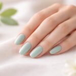 découvrez comment les ongles vert d'eau apportent fraîcheur et élégance à vos mains grâce à une couleur délicate et tendance, parfaite pour toutes les occasions.