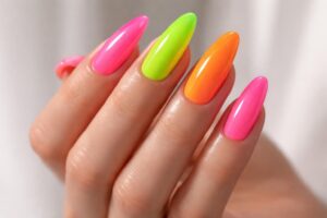 découvrez éclat néon, la tendance gel fluo qui sublime vos ongles avec des couleurs vives et éclatantes pour un look moderne et stylé.